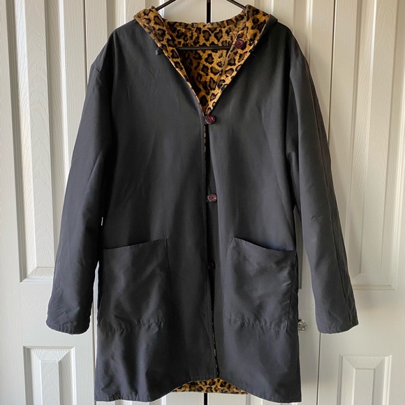 GRAFF Reversible Coat - Picture 4 of 11
